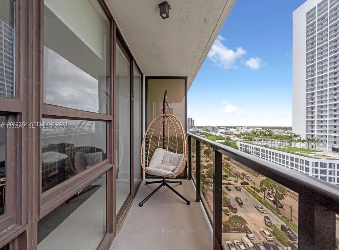 600 NE 36th St # 1214, Miami, FL 33137 — zdjęcie 2