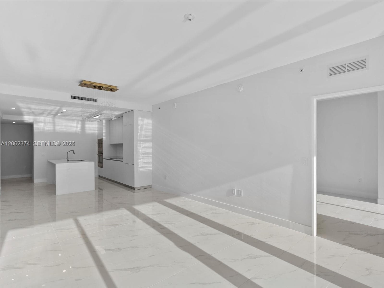 700 NE 24th St # 503, Miami, FL 33137 — zdjęcie 4