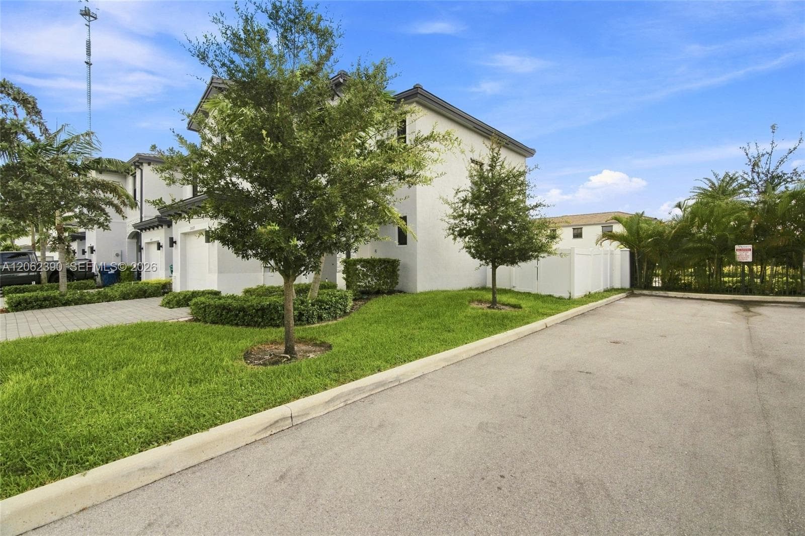 20369 NW 5th Ct # 20369, Miami Gardens, FL 33169 — zdjęcie 3