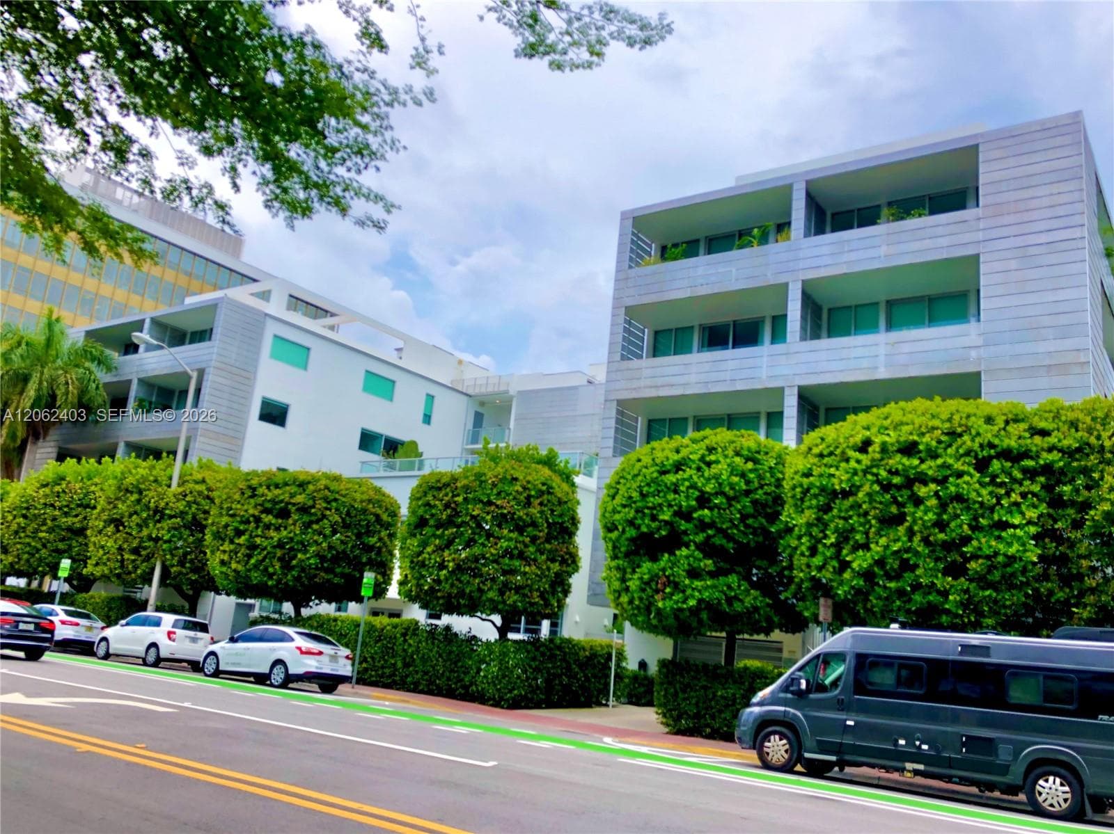 1700 Meridian Ave # 303, Miami Beach, FL 33139 — zdjęcie 2