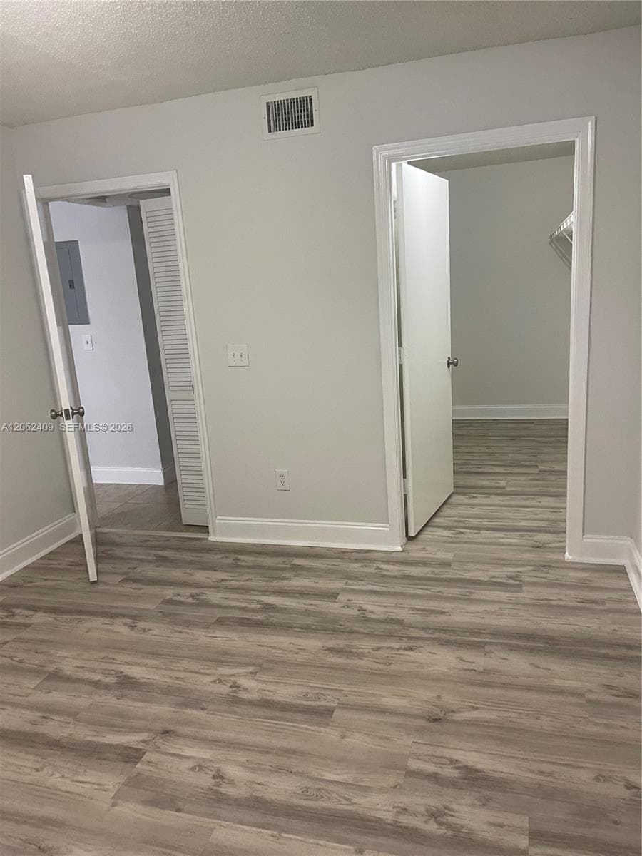 3670 N 56th Ave # 708, Hollywood, FL 33021 — zdjęcie 2