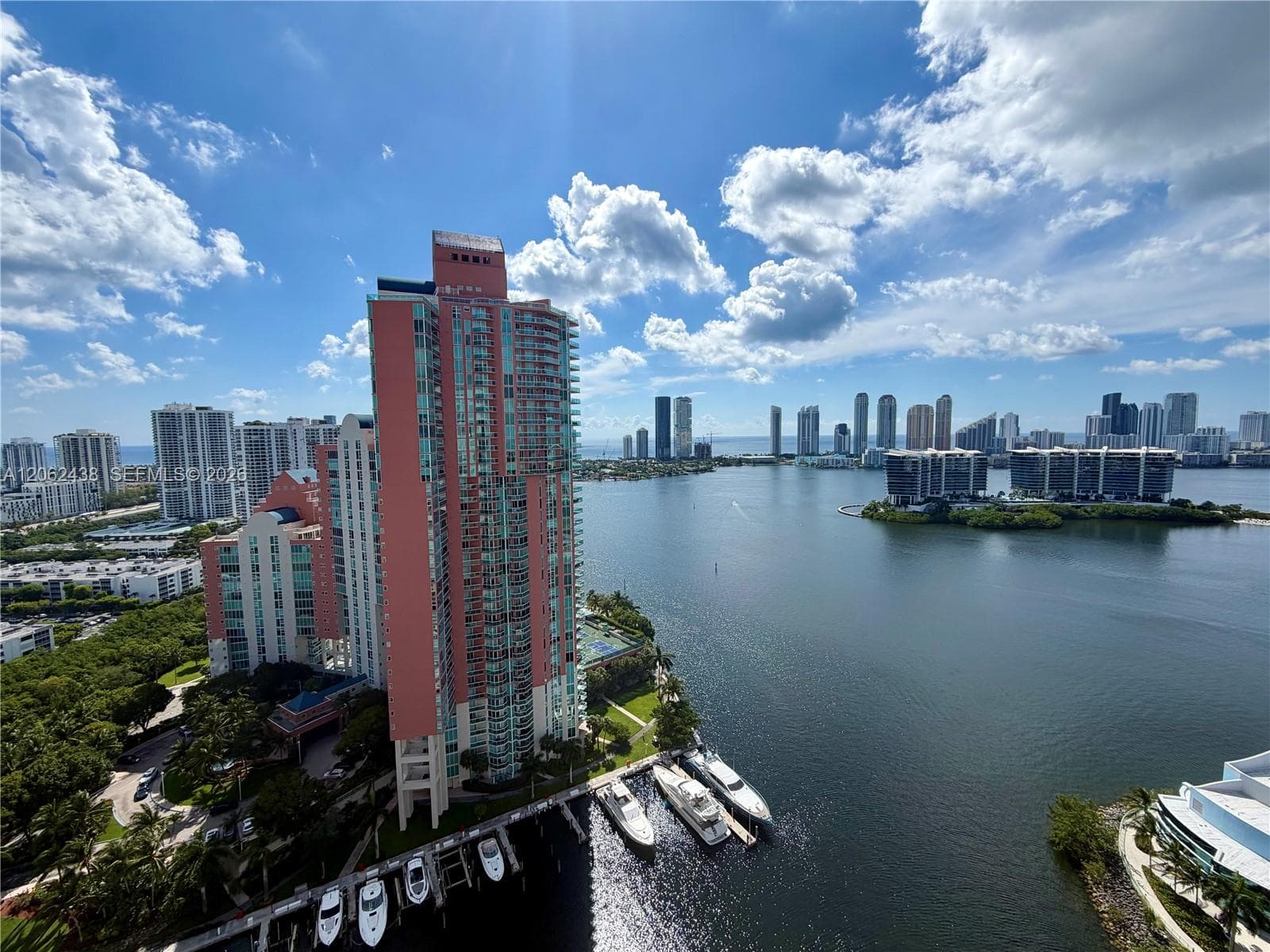 3330 NE 190th St # 2711, Aventura, FL 33180