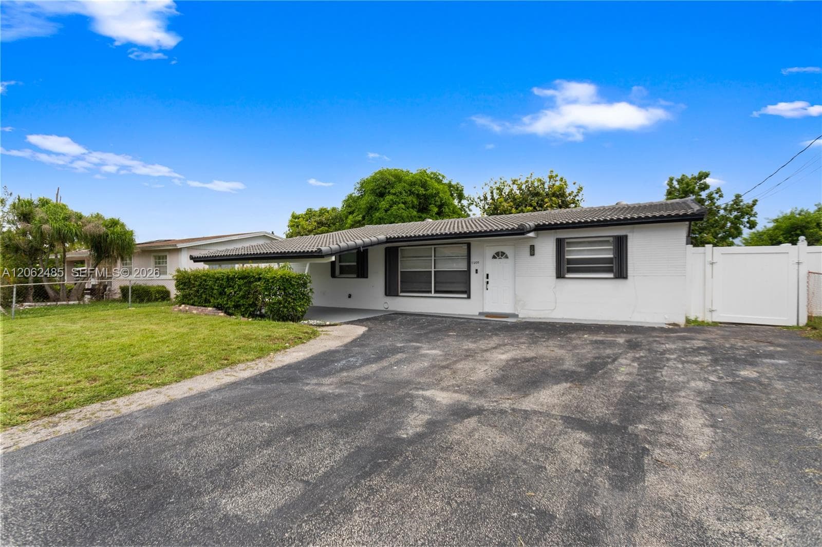 1000 NW 23rd Ter, Pompano Beach, FL 33069 — zdjęcie 2