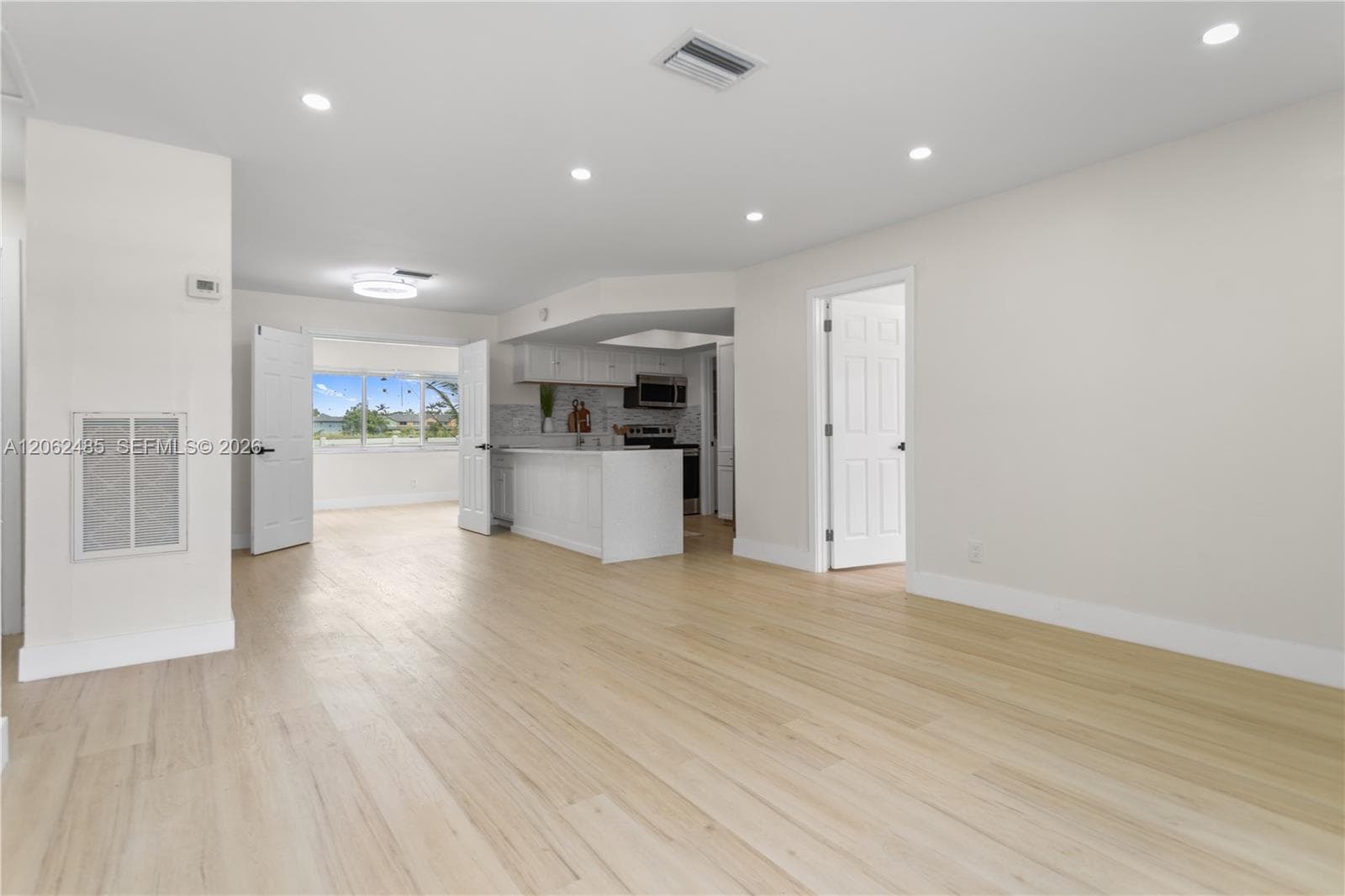 1000 NW 23rd Ter, Pompano Beach, FL 33069 — zdjęcie 5