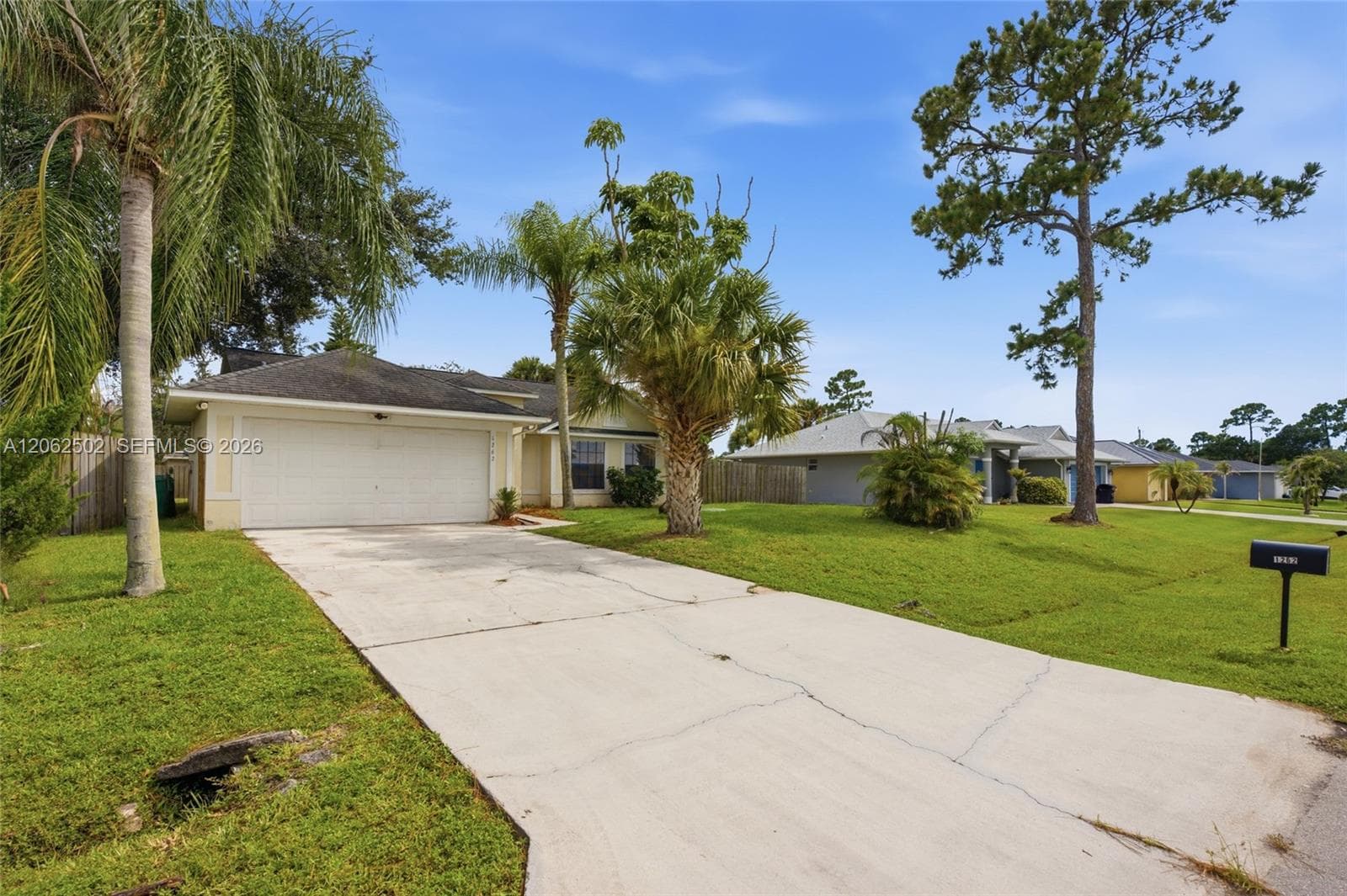 1262 SW Lawndale Ave, Port St. Lucie, FL 34953 — zdjęcie 4