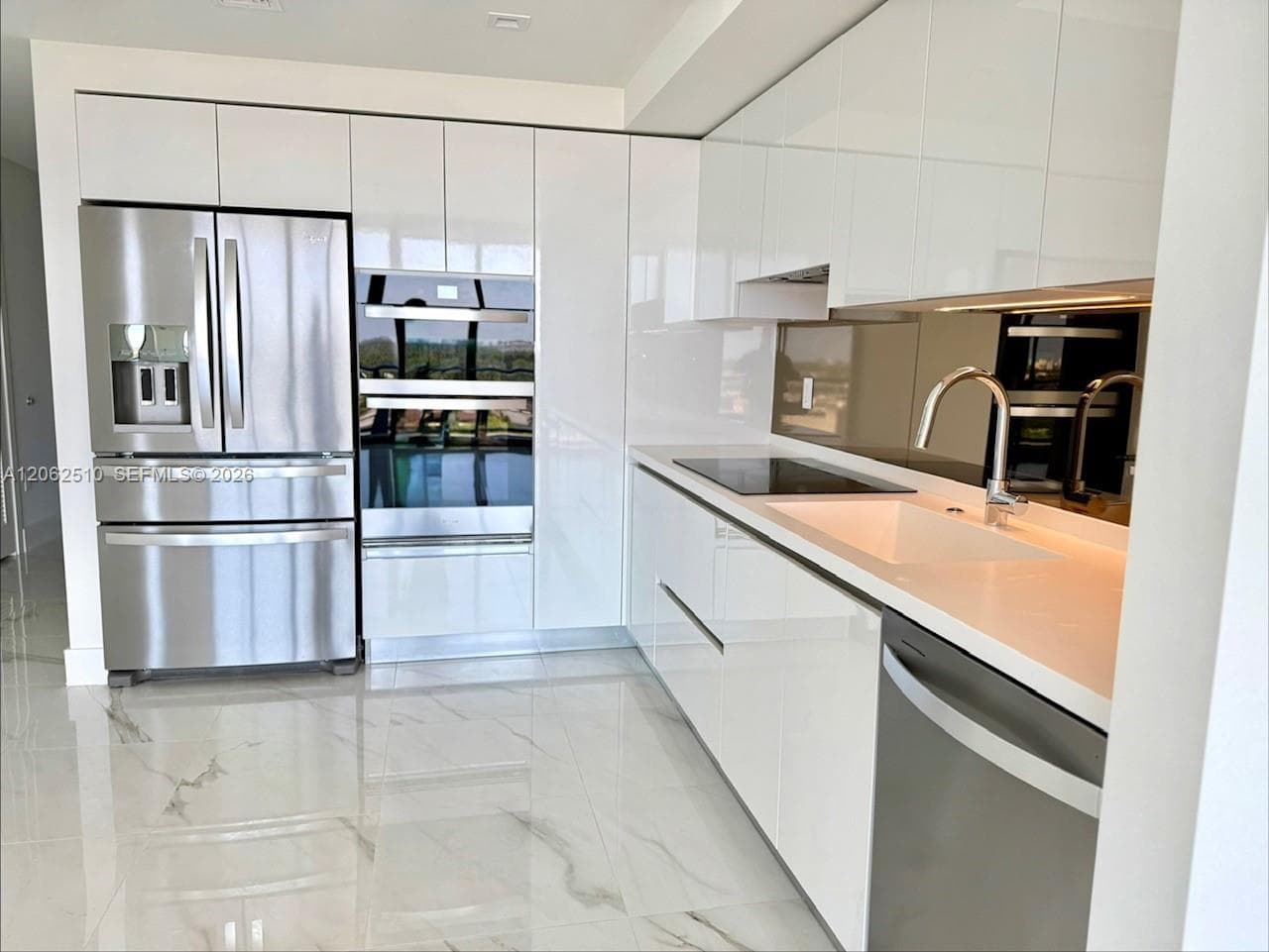 1170 E HALLANDALE # 1106, Hallandale Beach, FL 330099 — zdjęcie 4