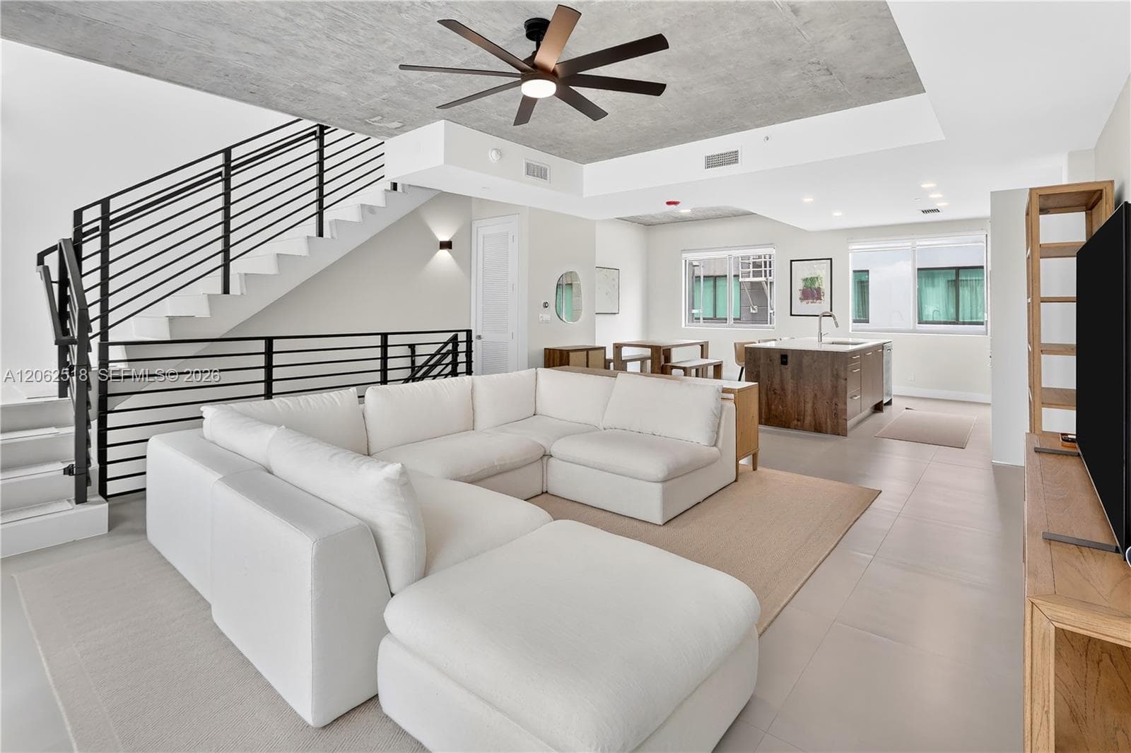 916 NE 4th St, Fort Lauderdale, FL 33301 — zdjęcie 3