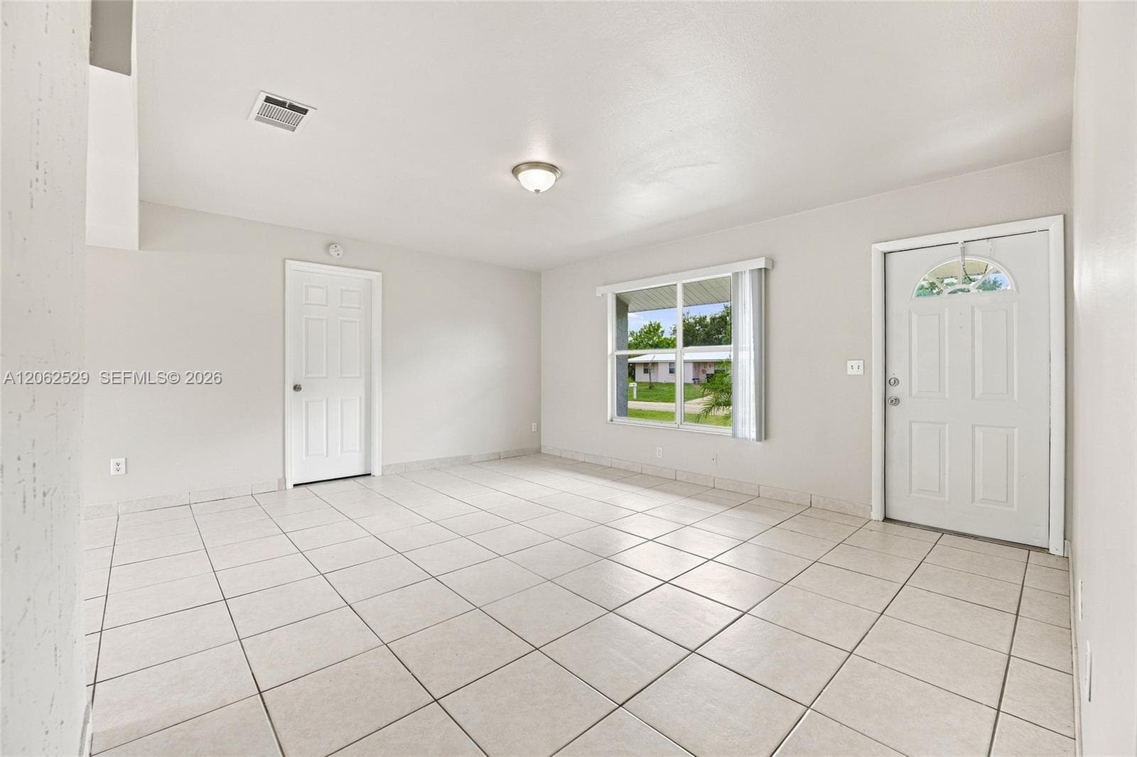205 SW Kentwood Rd, Port St. Lucie, FL 34953 — zdjęcie 5