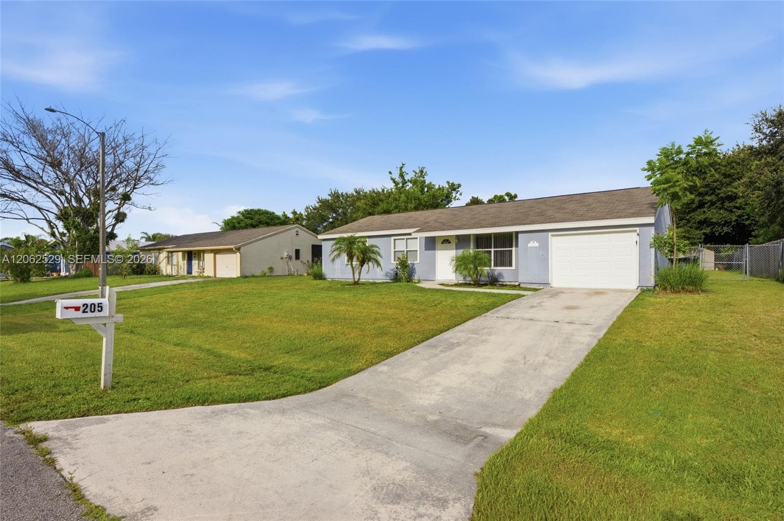 205 SW Kentwood Rd, Port St. Lucie, FL 34953 — zdjęcie 4