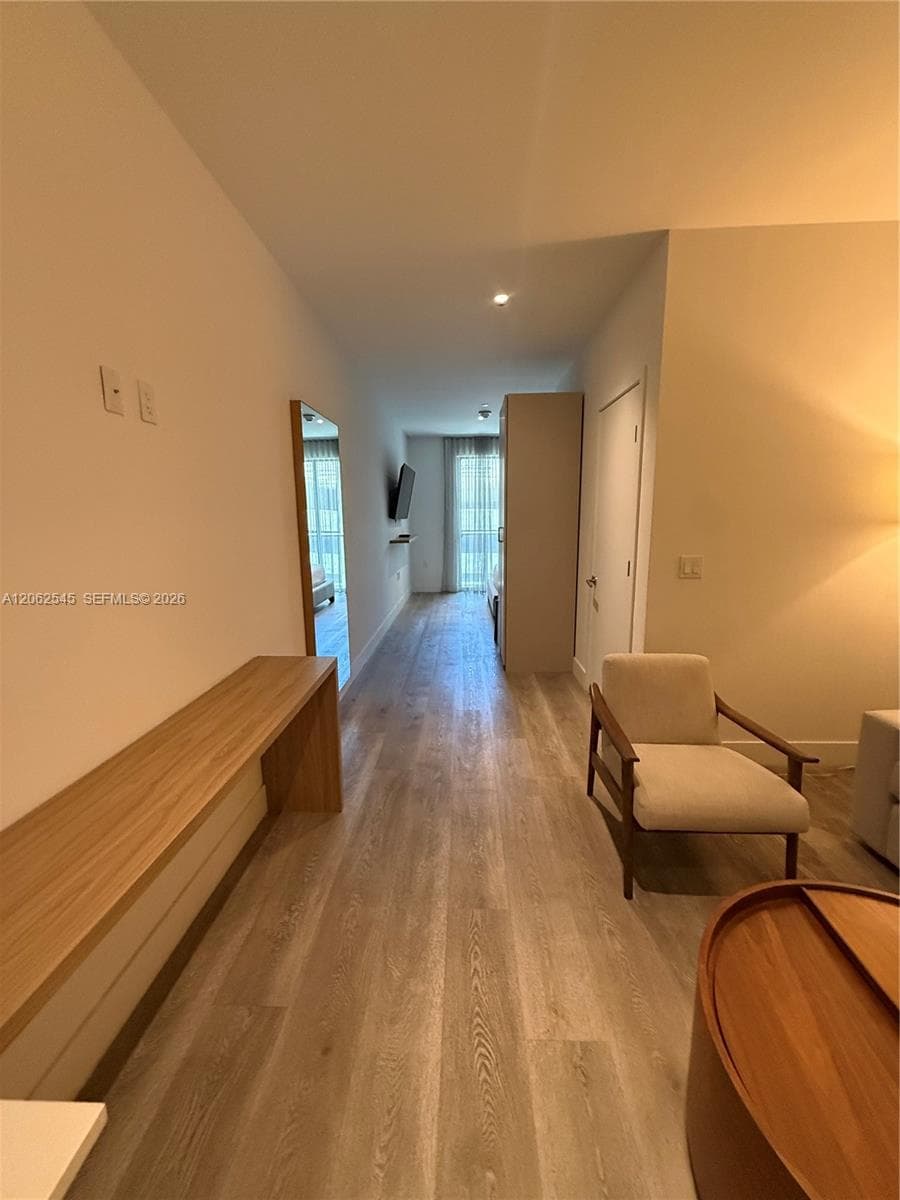 229 SW 9th St # 507, Miami, FL 33130 — zdjęcie 2