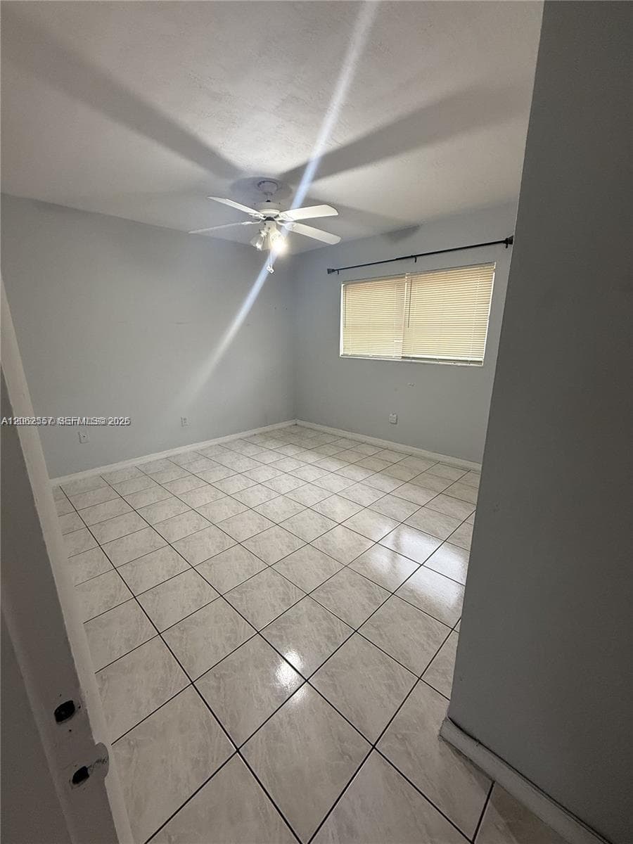 7505 SW 82nd St # 314, Miami, FL 33143 — zdjęcie 4
