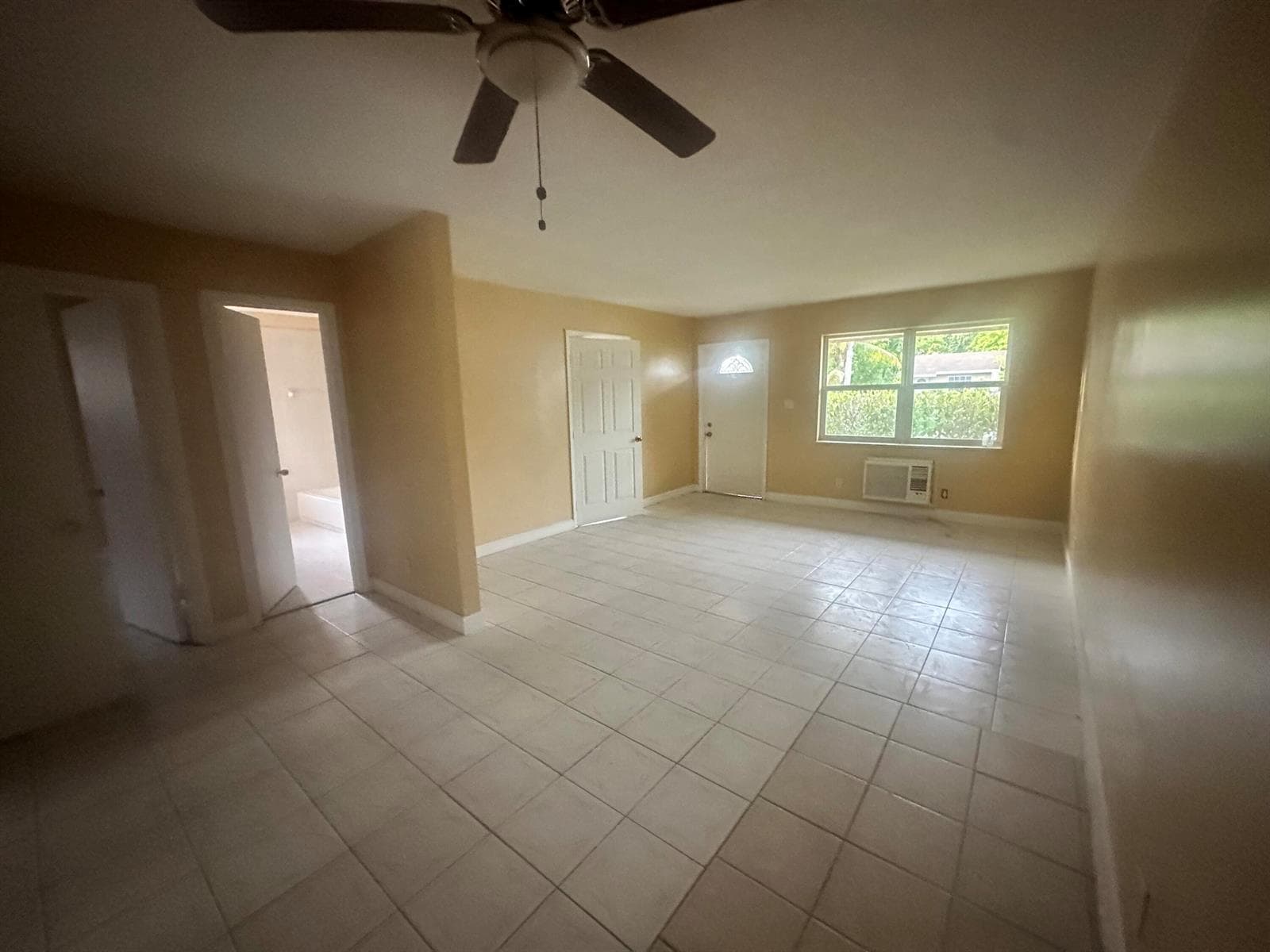5644 NW 14th Court, Lauderhill, FL 33313 — zdjęcie 2