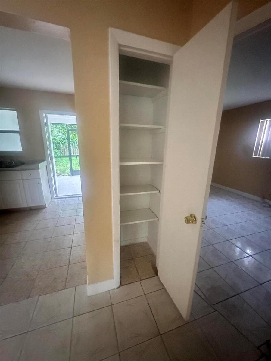 5644 NW 14th Court, Lauderhill, FL 33313 — zdjęcie 5