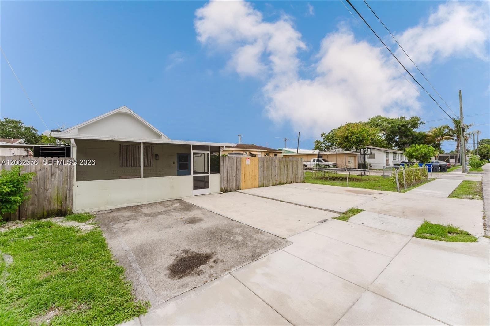 5737 Grant St # 3, Hollywood, FL 33021