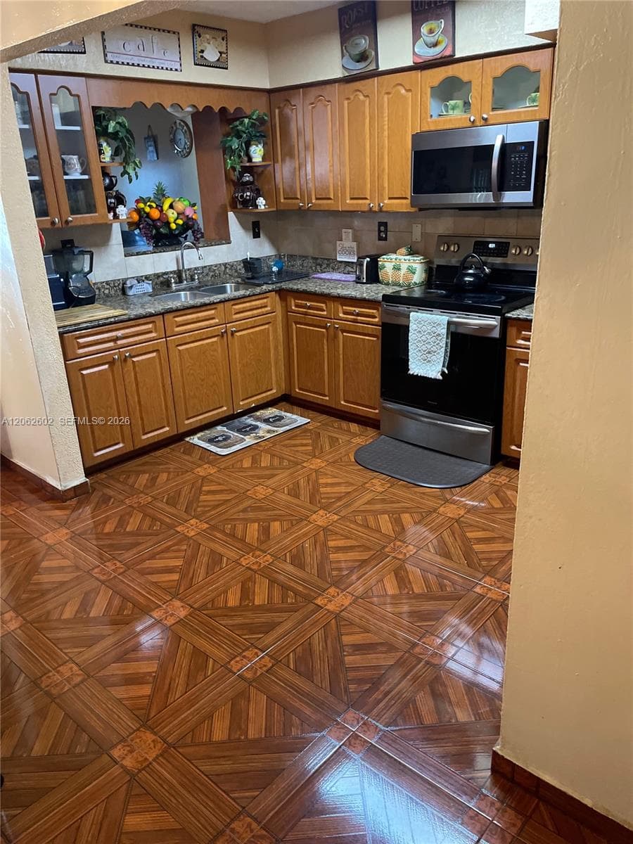 3265 NW 80th Ter, Miami, FL 33147 — zdjęcie 5