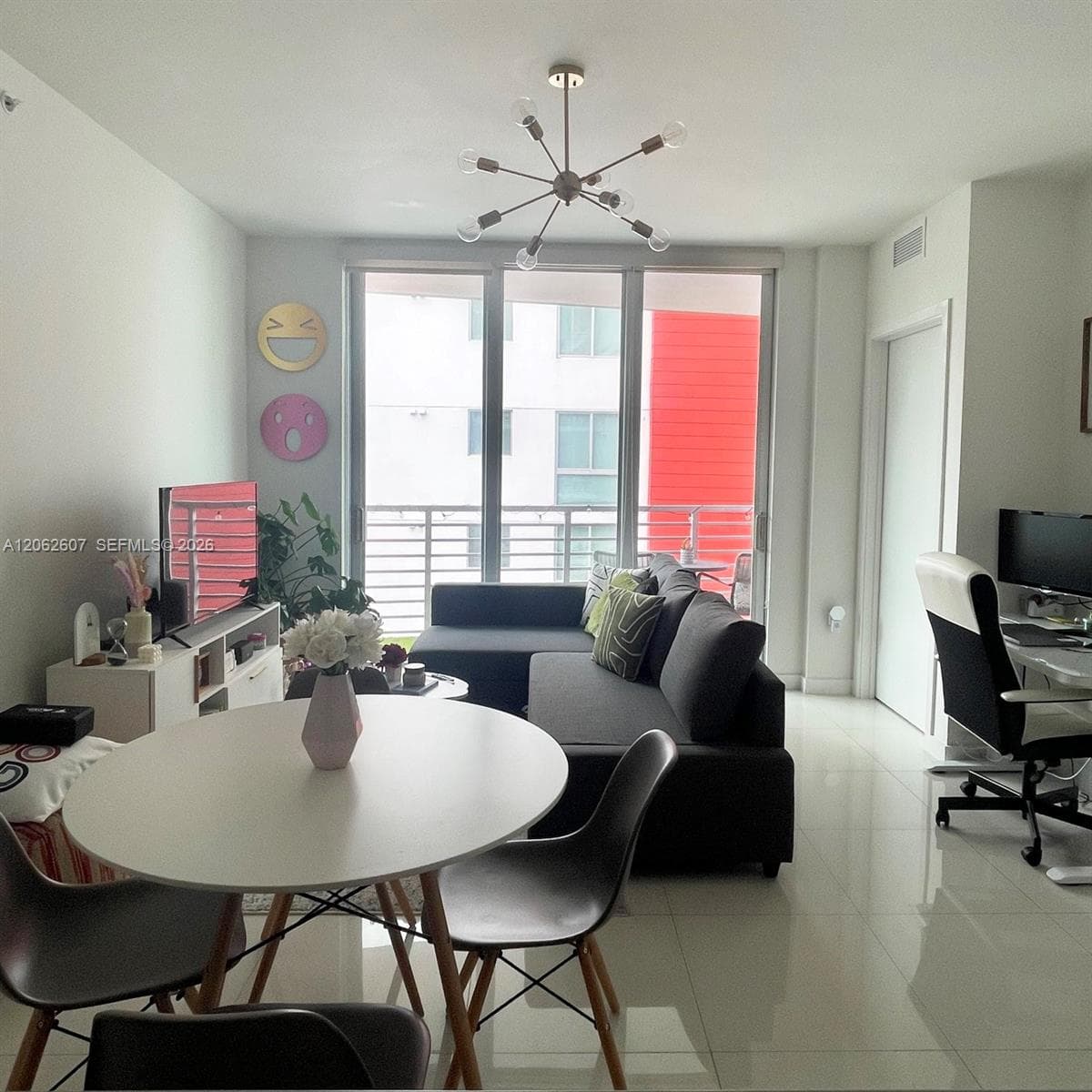 7875 NW 107th Ave # 605, Doral, FL 33178 — zdjęcie 2