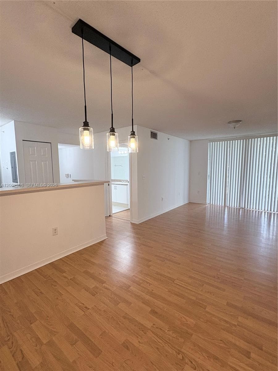 11177 SW 8th St # 108, Pembroke Pines, FL 33025 — zdjęcie 5