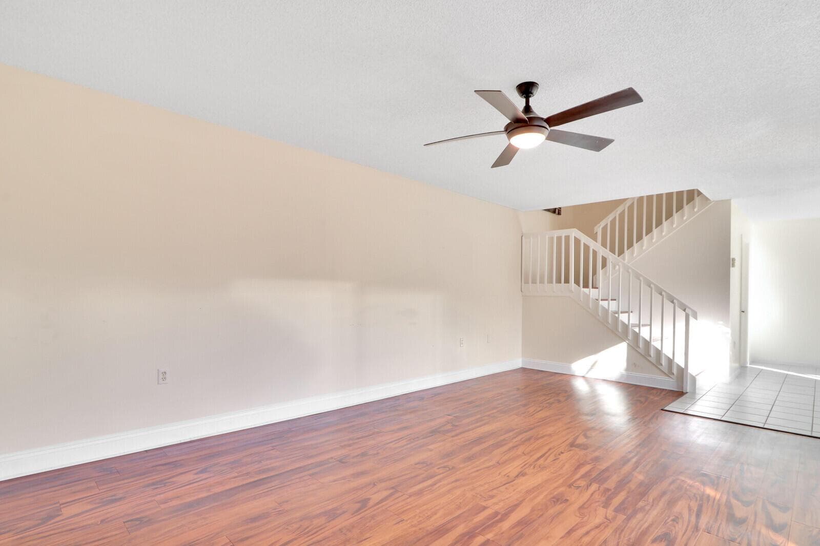 5633 SE WINDSONG Lane, Stuart, FL 34997 — zdjęcie 4