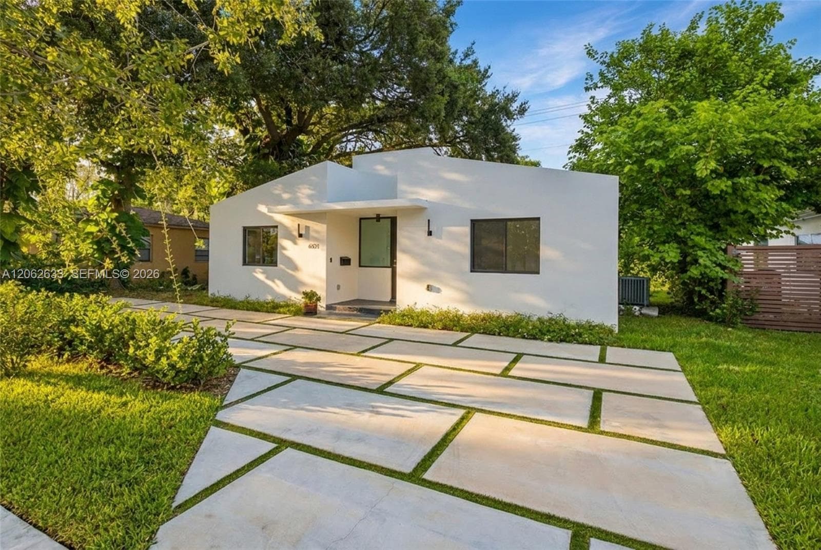 6421 SW 59th Ave, South Miami, FL 33143 — zdjęcie 5