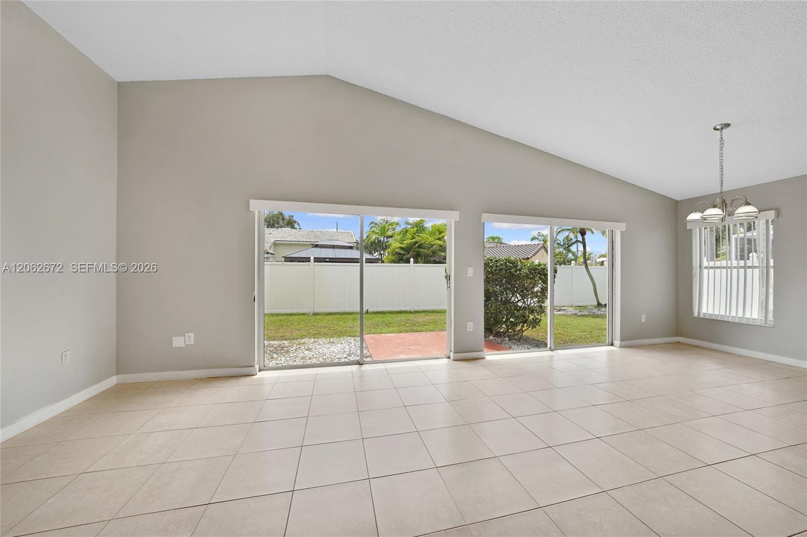 18946 NW 10th St, Pembroke Pines, FL 33029 — zdjęcie 5
