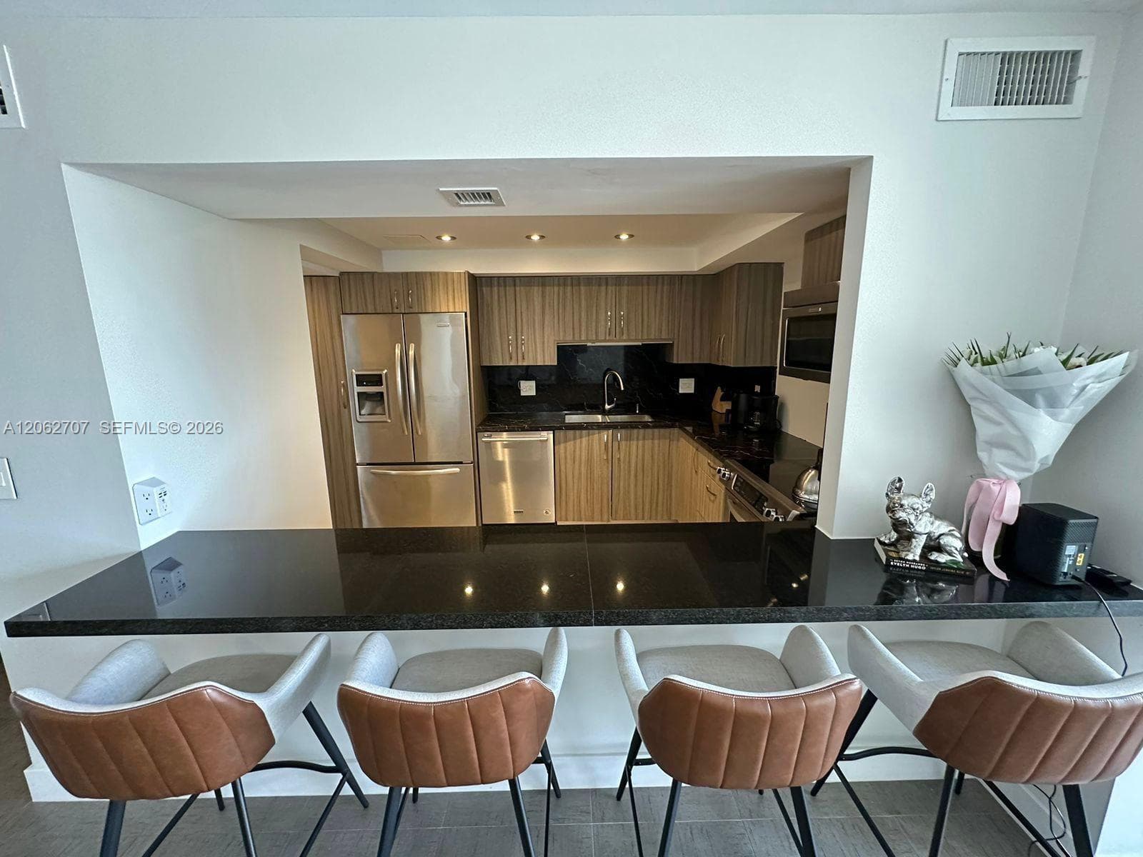 801 Three Islands Blvd # 412, Hallandale Beach, FL 33009 — zdjęcie 2