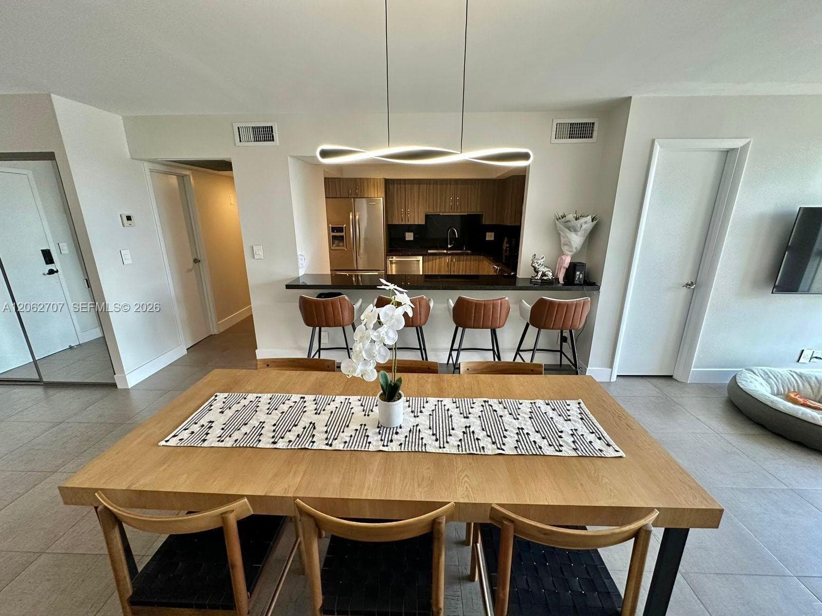 801 Three Islands Blvd # 412, Hallandale Beach, FL 33009 — zdjęcie 3