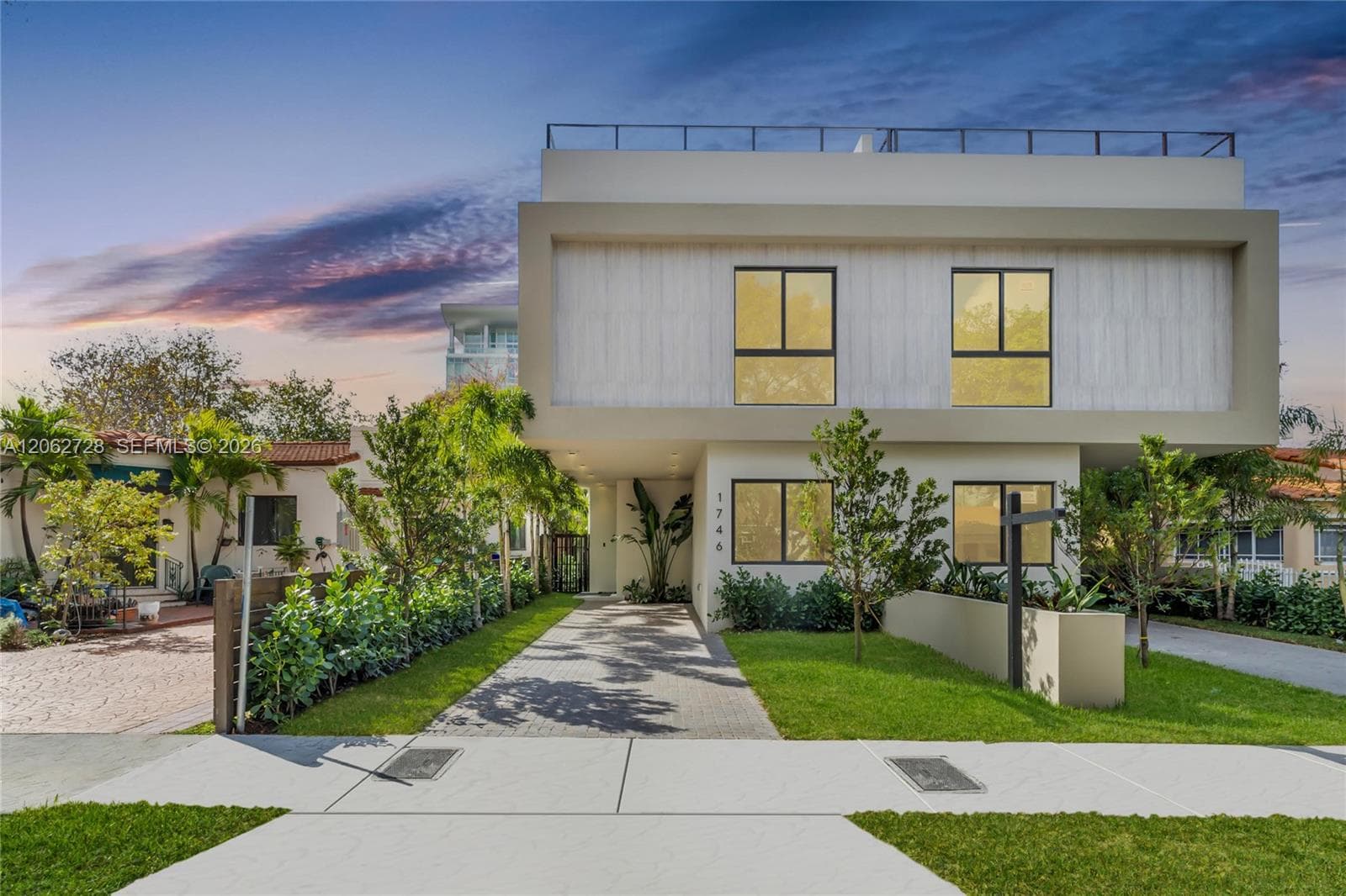 1748 SW 21st Ter # right, Miami, FL 33145 — zdjęcie 4