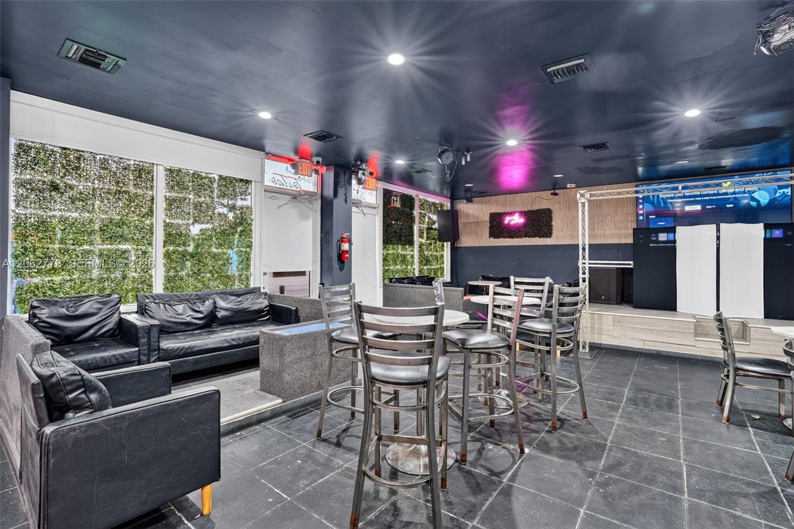 Cafeteria & Sports Bar For Sale In Hialeah, Hialeah, FL 33010 — zdjęcie 5