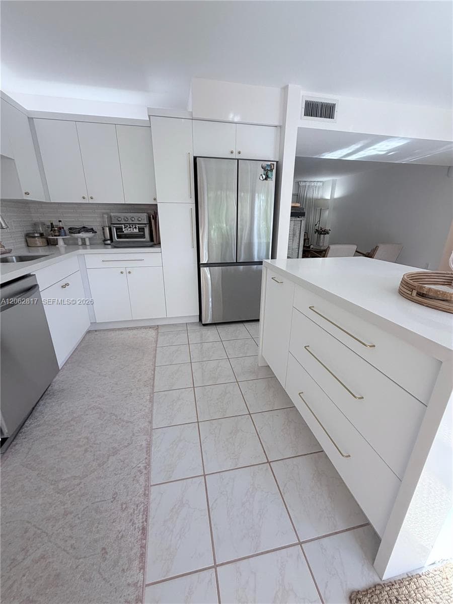 17000 NW 67th Ave # 112, Hialeah, FL 33015 — zdjęcie 4