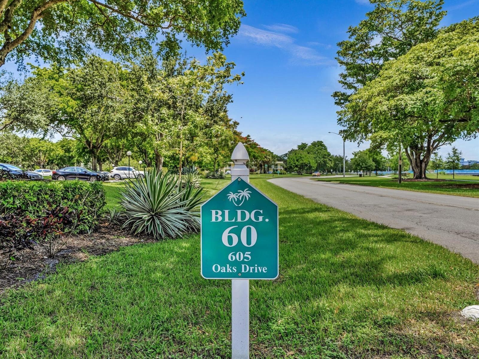 605 OAKS Drive # 810, Pompano Beach, FL 33069 — zdjęcie 3