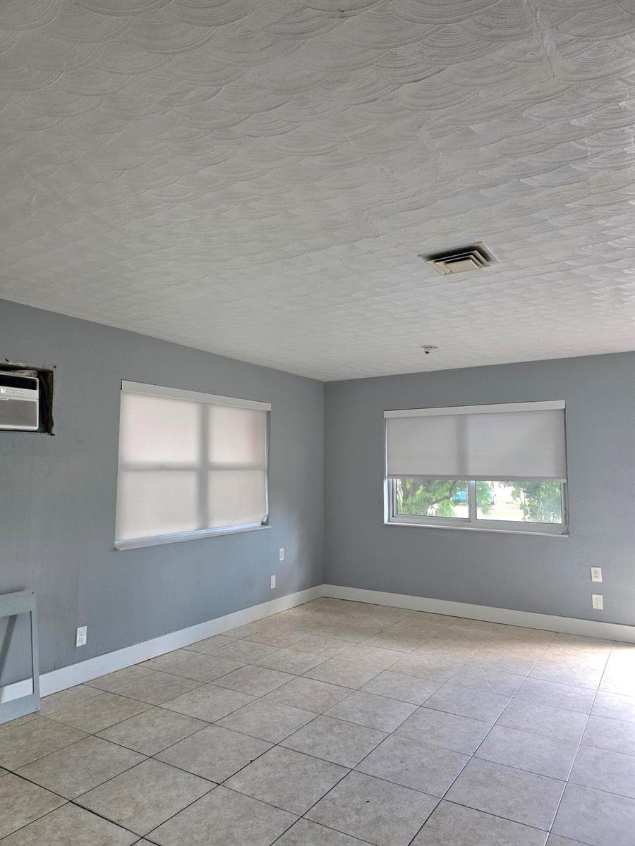 305 SW 14TH Street # 1, Dania Beach, FL 33004 — zdjęcie 4