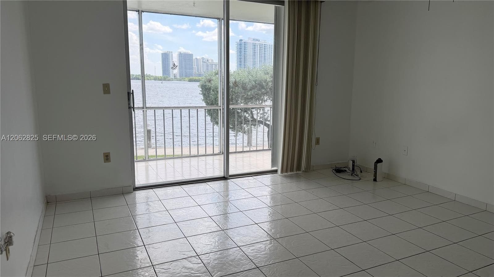 3000 Marcos Dr # P210, Aventura, FL 33160 — zdjęcie 2