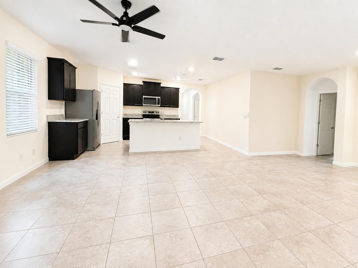 9224 POTOMAC Drive, Fort Pierce, FL 34945 — zdjęcie 2