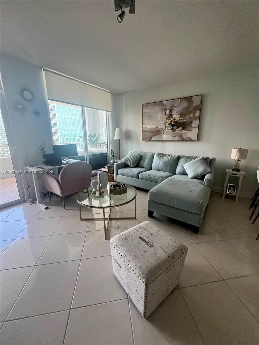 170 SE 14th St # 2007, Miami, FL 33131 — zdjęcie 5