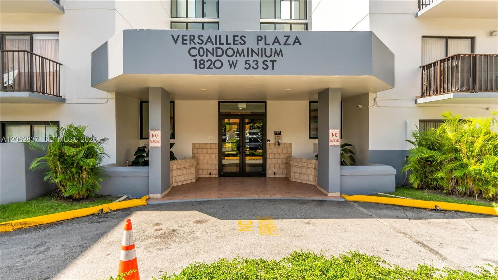 1820 W 53rd St # 204, Hialeah, FL 33012 — zdjęcie 2