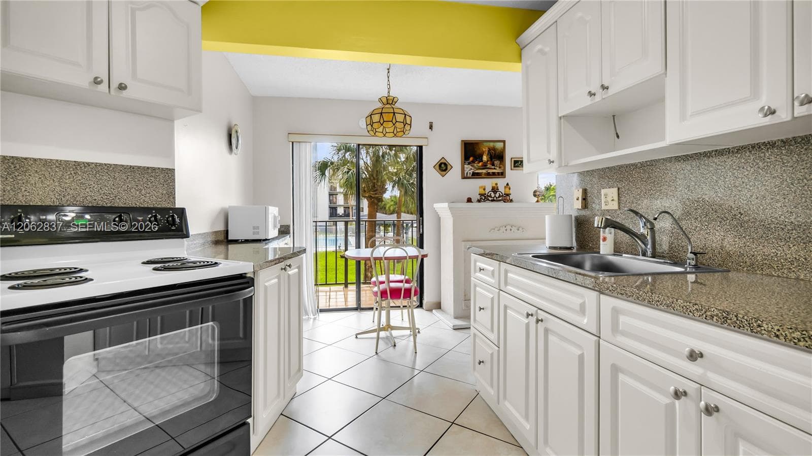 1820 W 53rd St # 204, Hialeah, FL 33012 — zdjęcie 3