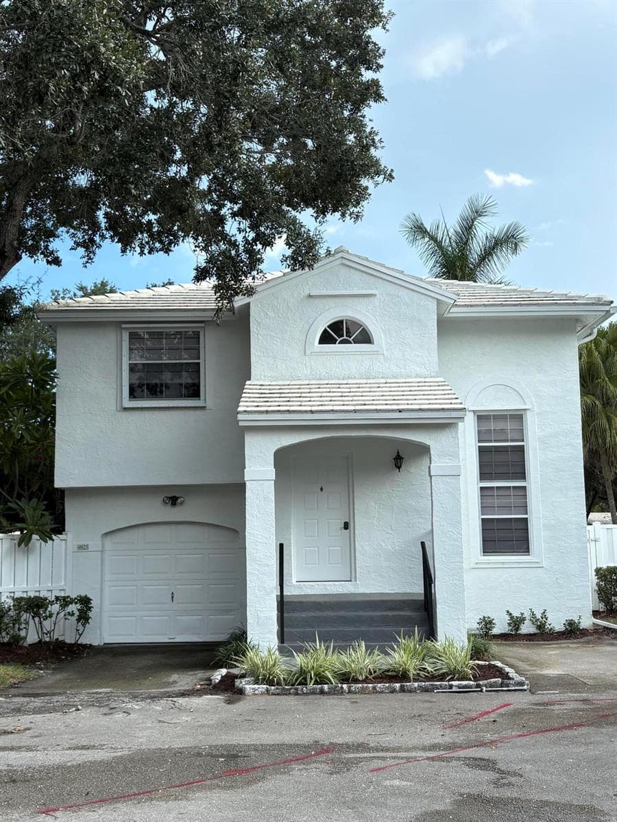 9825 NW 2nd Court, Plantation, FL 33324