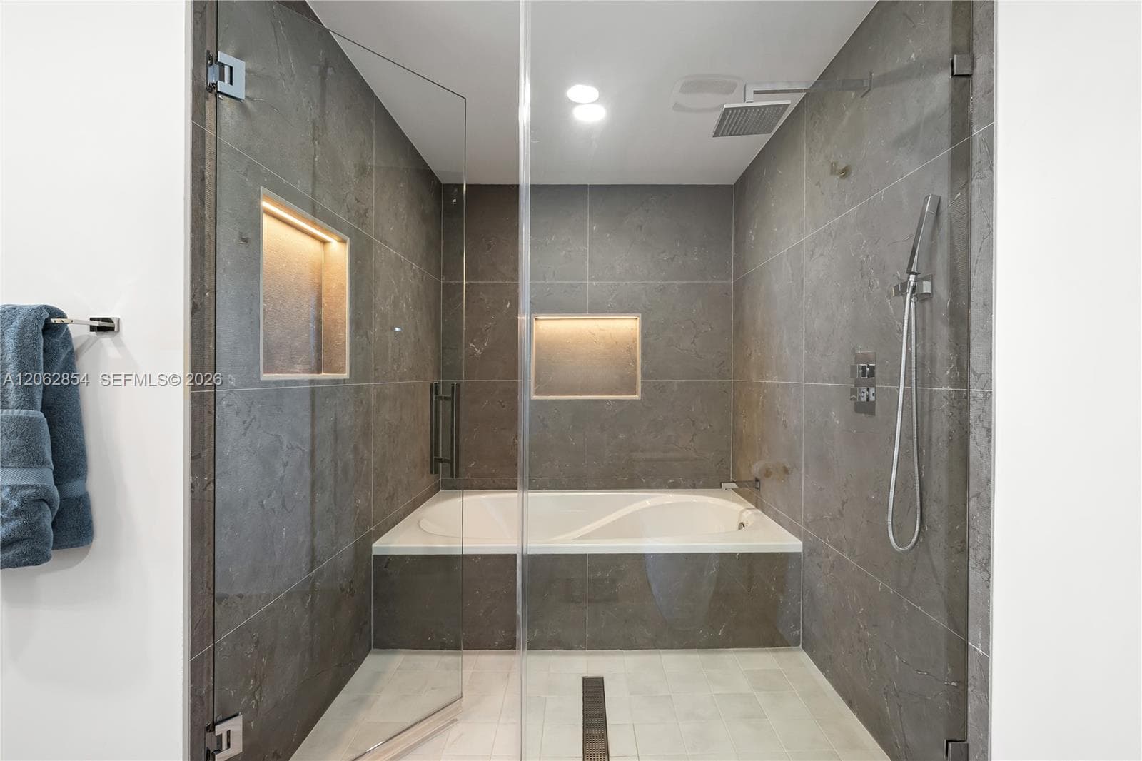 888 Biscayne Blvd # 2009, Miami, FL 33132 — zdjęcie 5