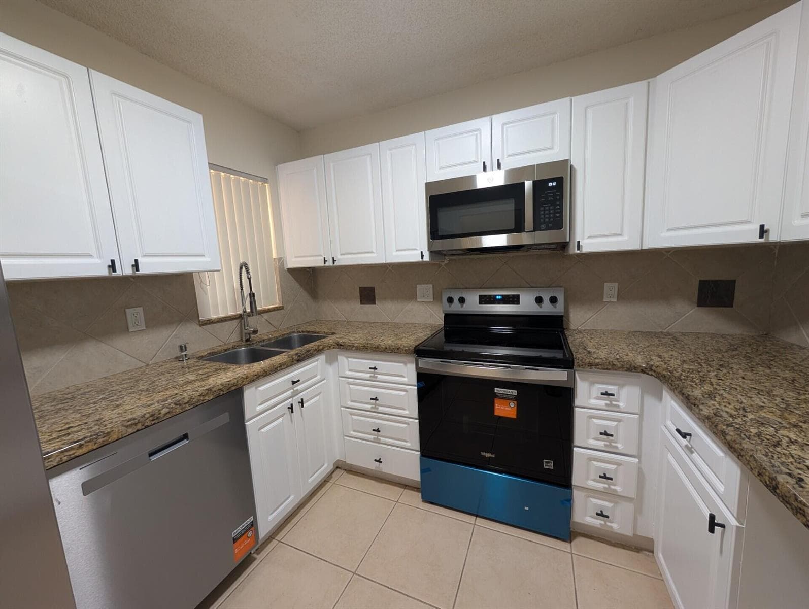 3830 Coral Tree Circle, Coconut Creek, FL 33073 — zdjęcie 3