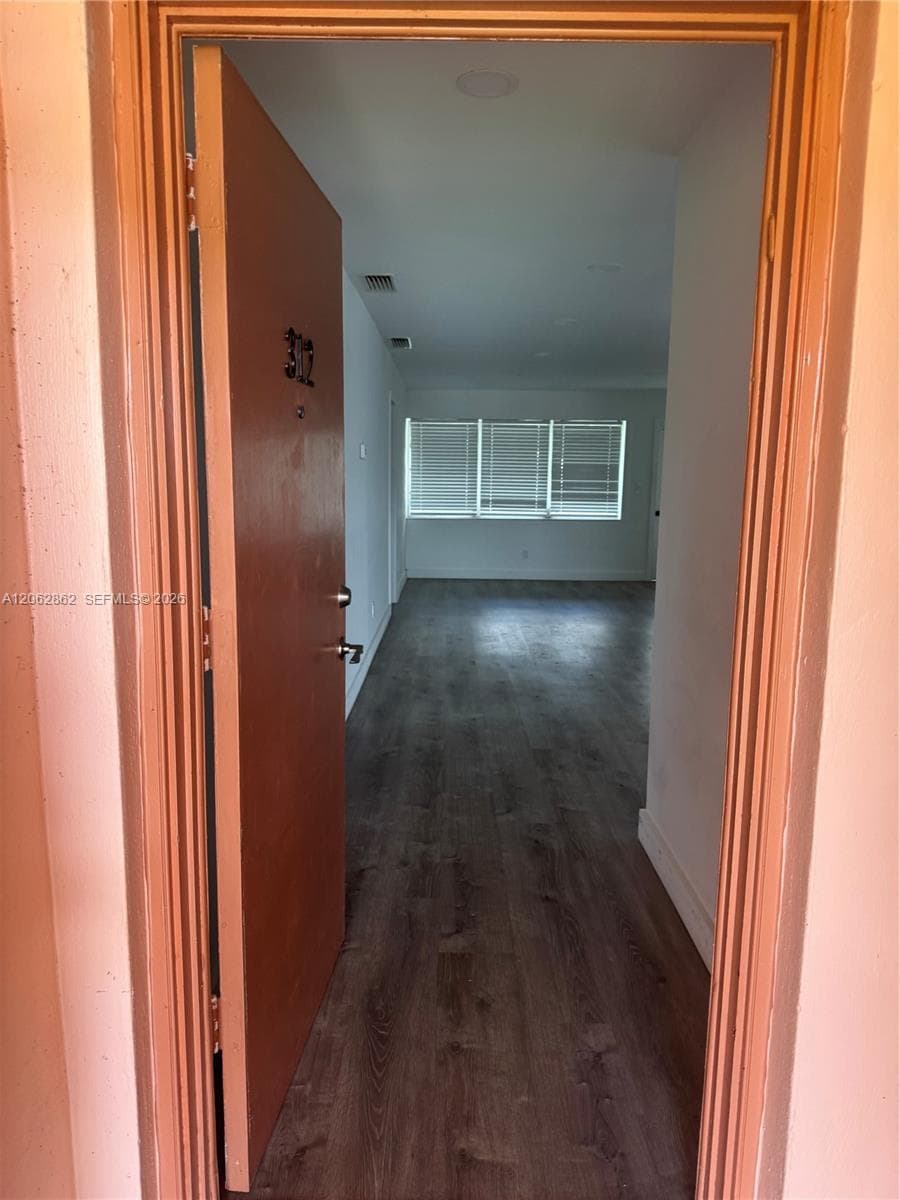 19001 NE 14th Ave # 312, Miami, FL 33179 — zdjęcie 3