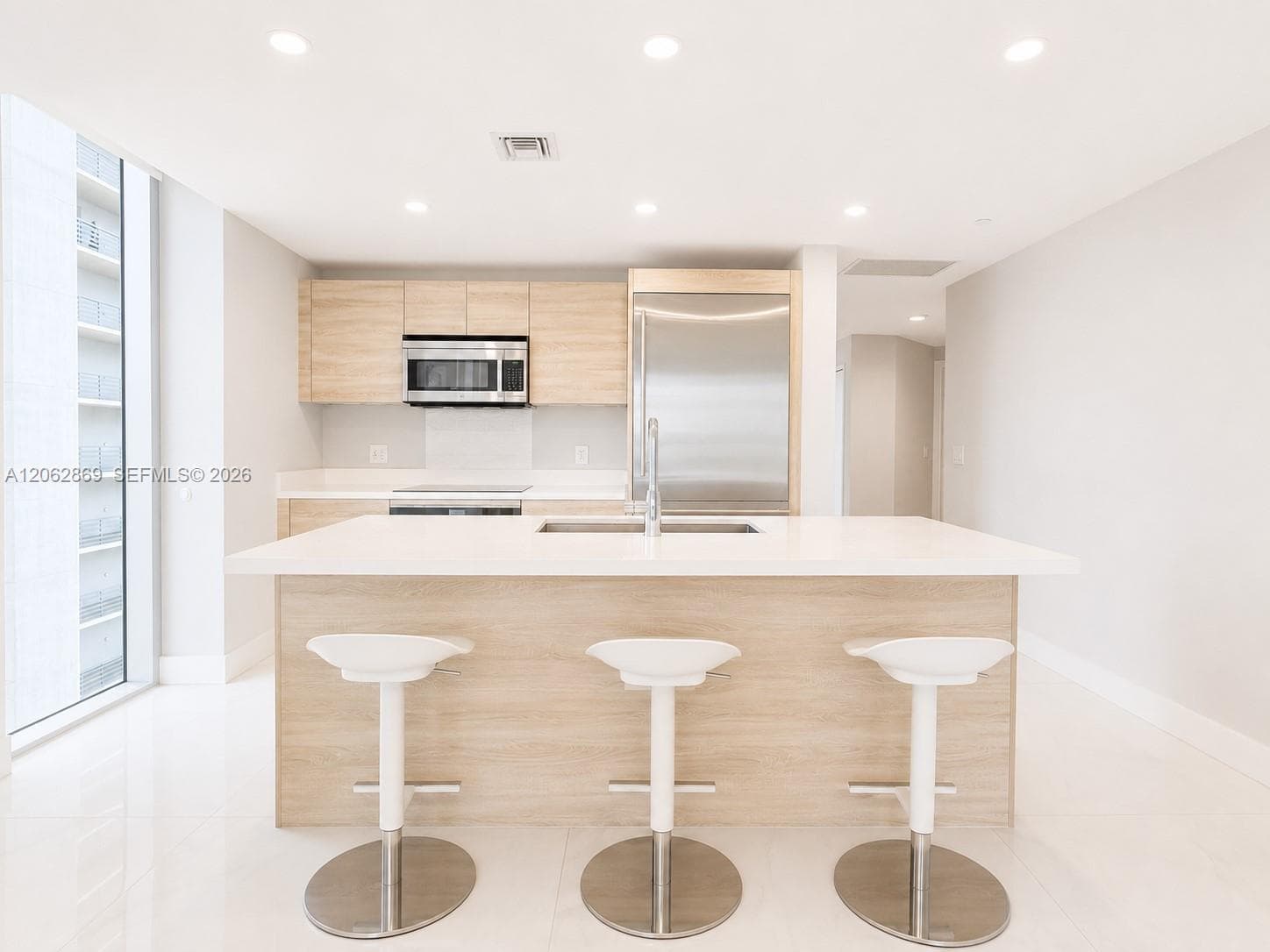 16385 Biscayne Blvd # 2007, North Miami Beach, FL 33160 — zdjęcie 3