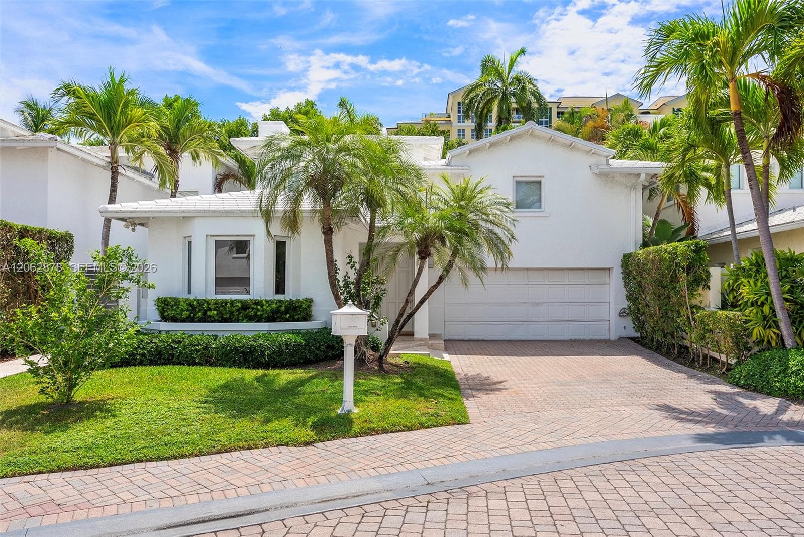 6 Coconut Ln, Key Biscayne, FL 33149