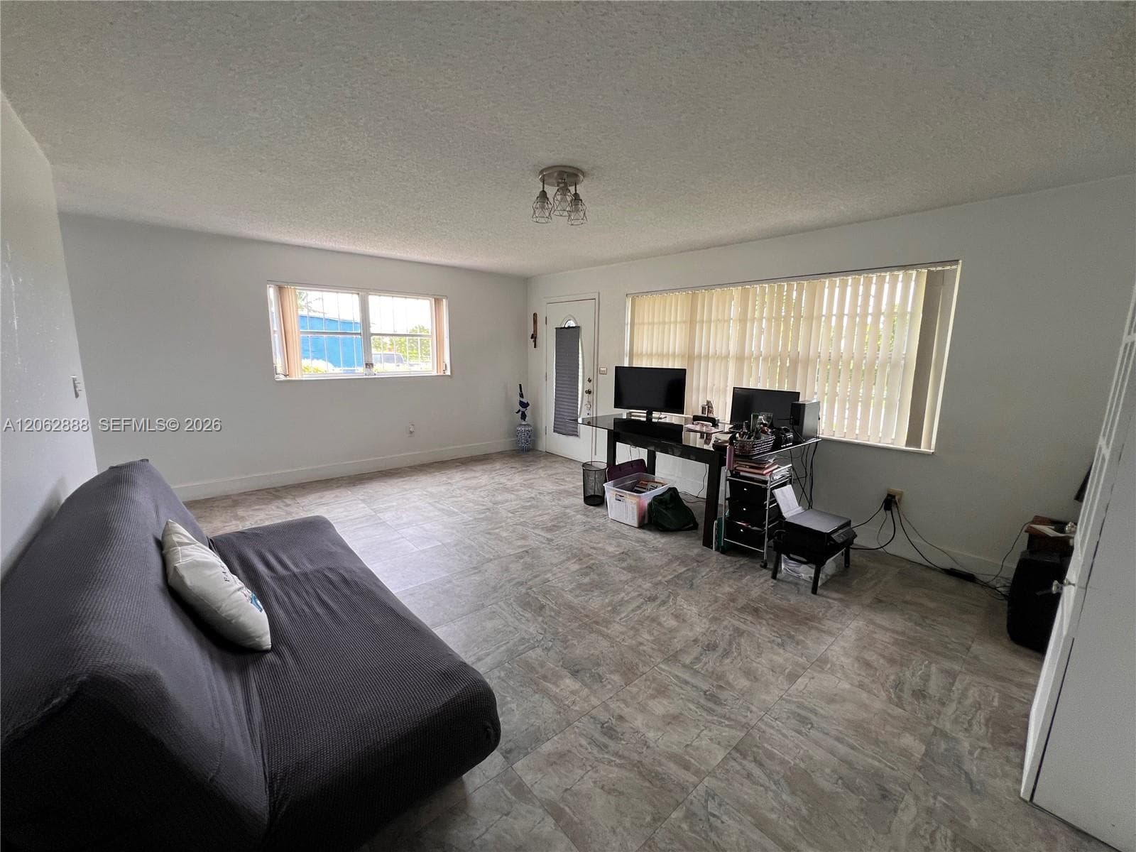 12510 W Golf Dr, Miami, FL 33167 — zdjęcie 3