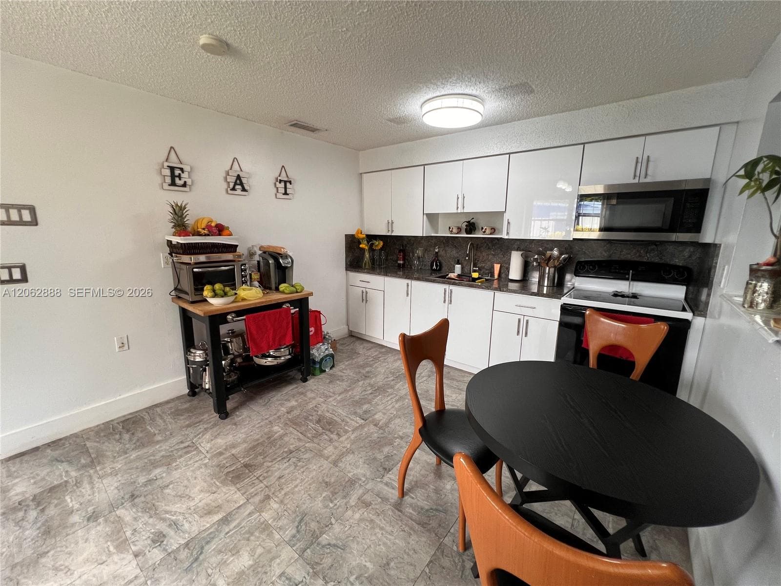 12510 W Golf Dr, Miami, FL 33167 — zdjęcie 5