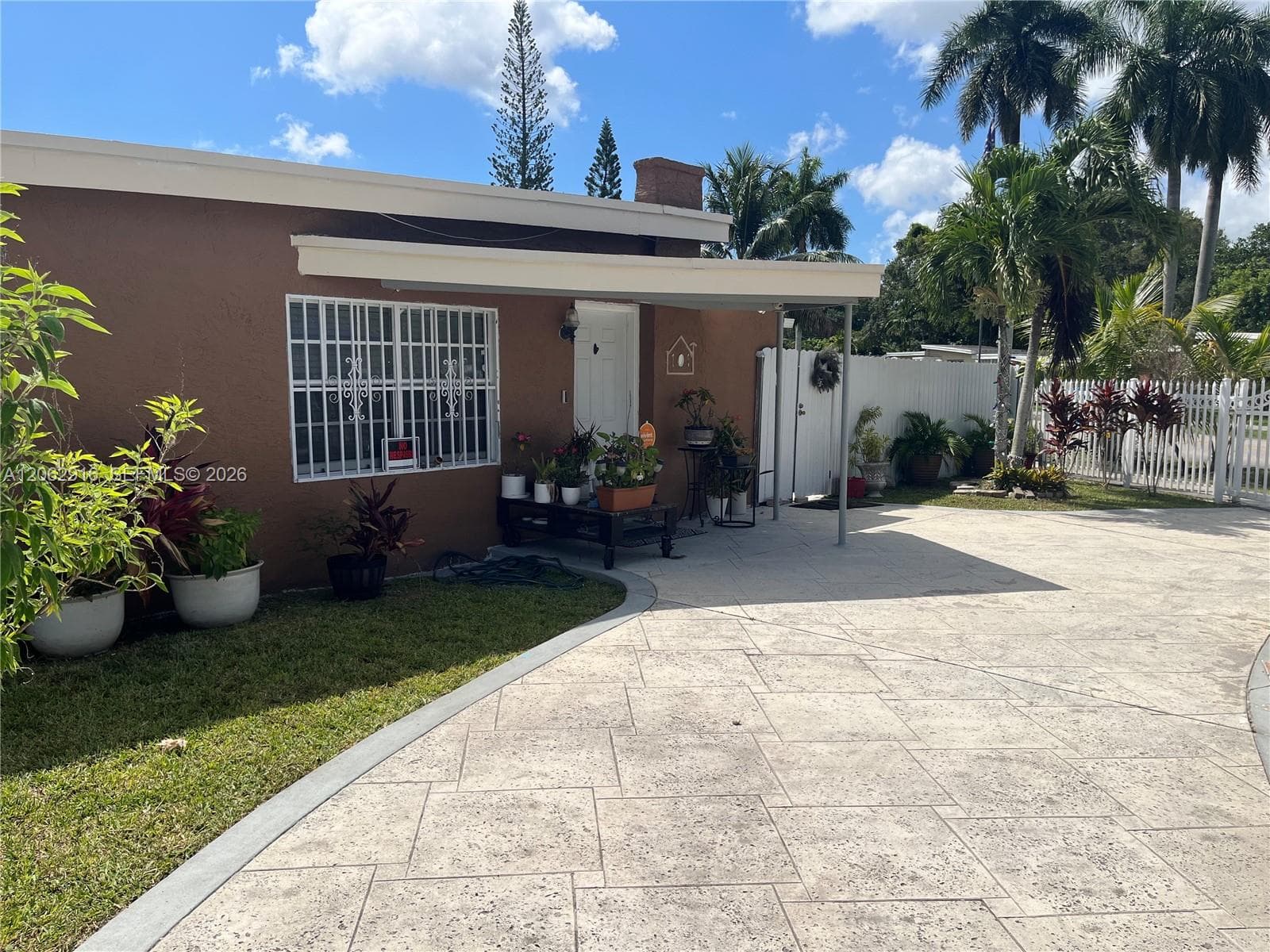 101 Miami Gardens Rd # 101, West Park, FL 33023