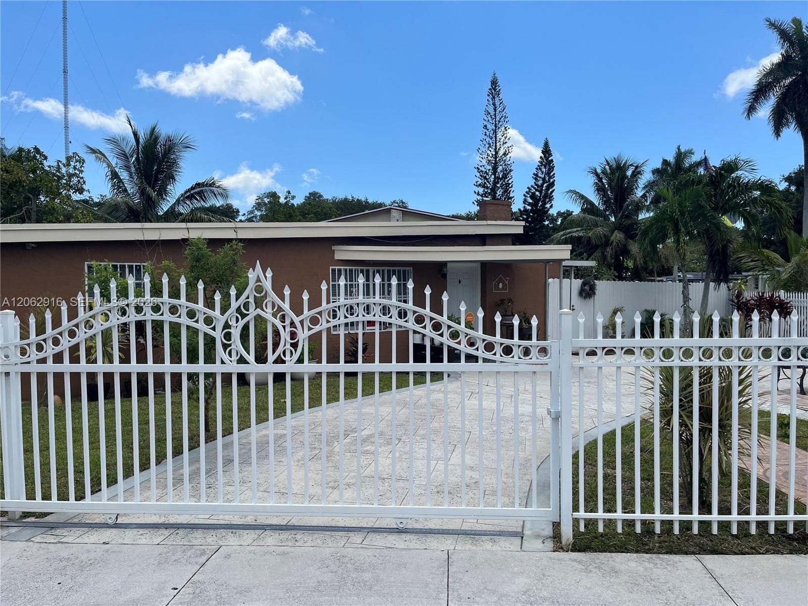 101 Miami Gardens Rd # 101, West Park, FL 33023 — zdjęcie 5