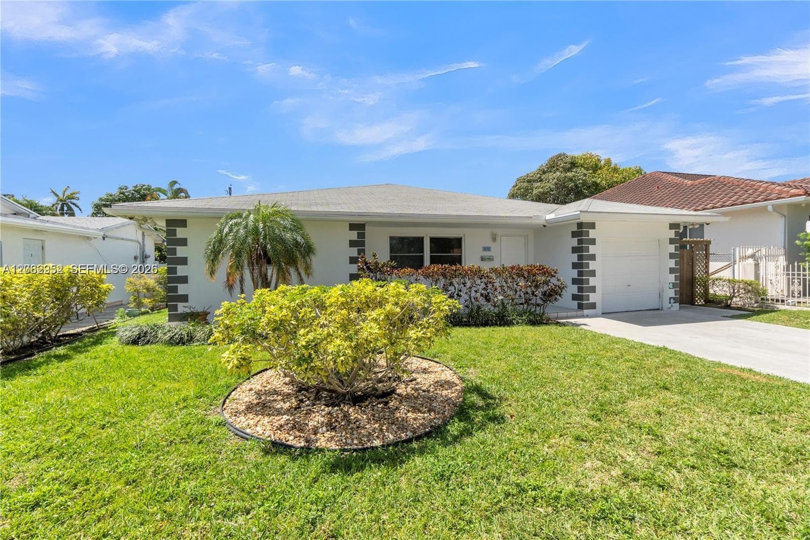 806 NE 4th St # ., Hallandale Beach, FL 33009 — zdjęcie 2