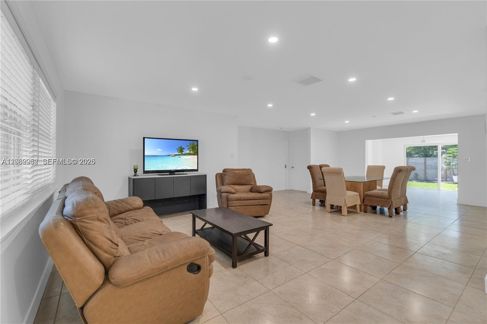 806 NE 4th St # ., Hallandale Beach, FL 33009 — zdjęcie 5
