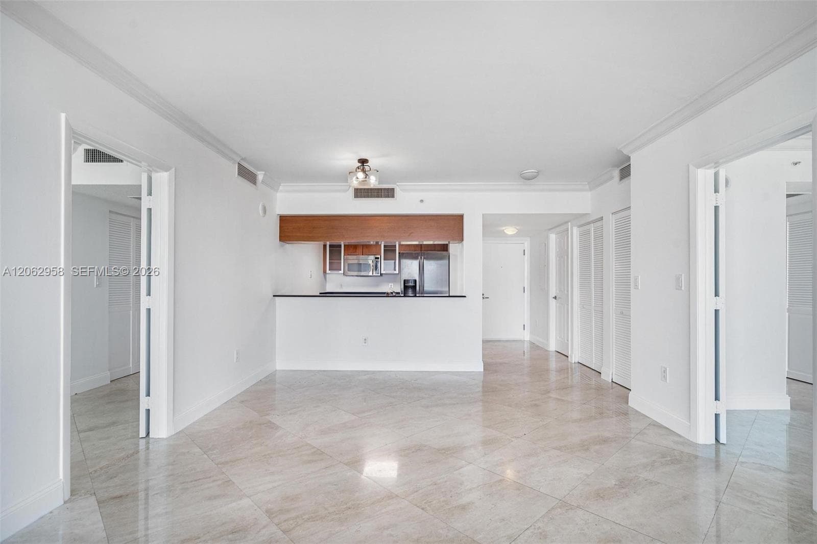 1800 N Bayshore Dr # 2410, Miami, FL 33132 — zdjęcie 3
