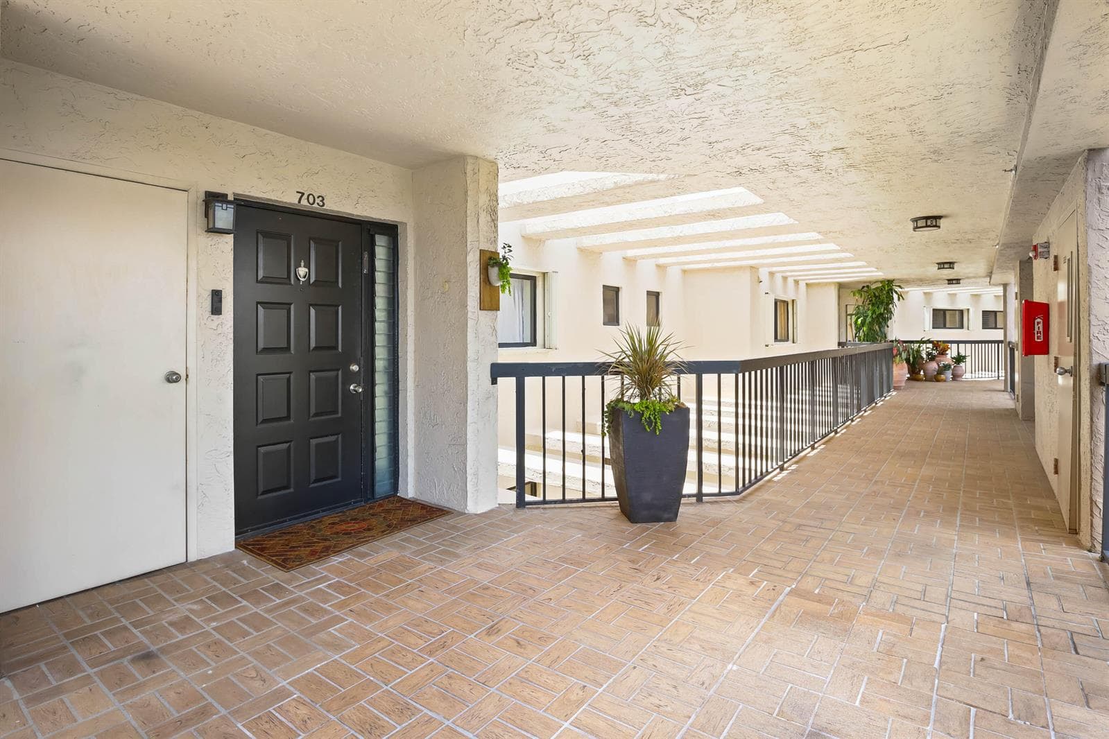 5279 S FOUNTAINS Drive S # 703, Lake Worth, FL 33467 — zdjęcie 3